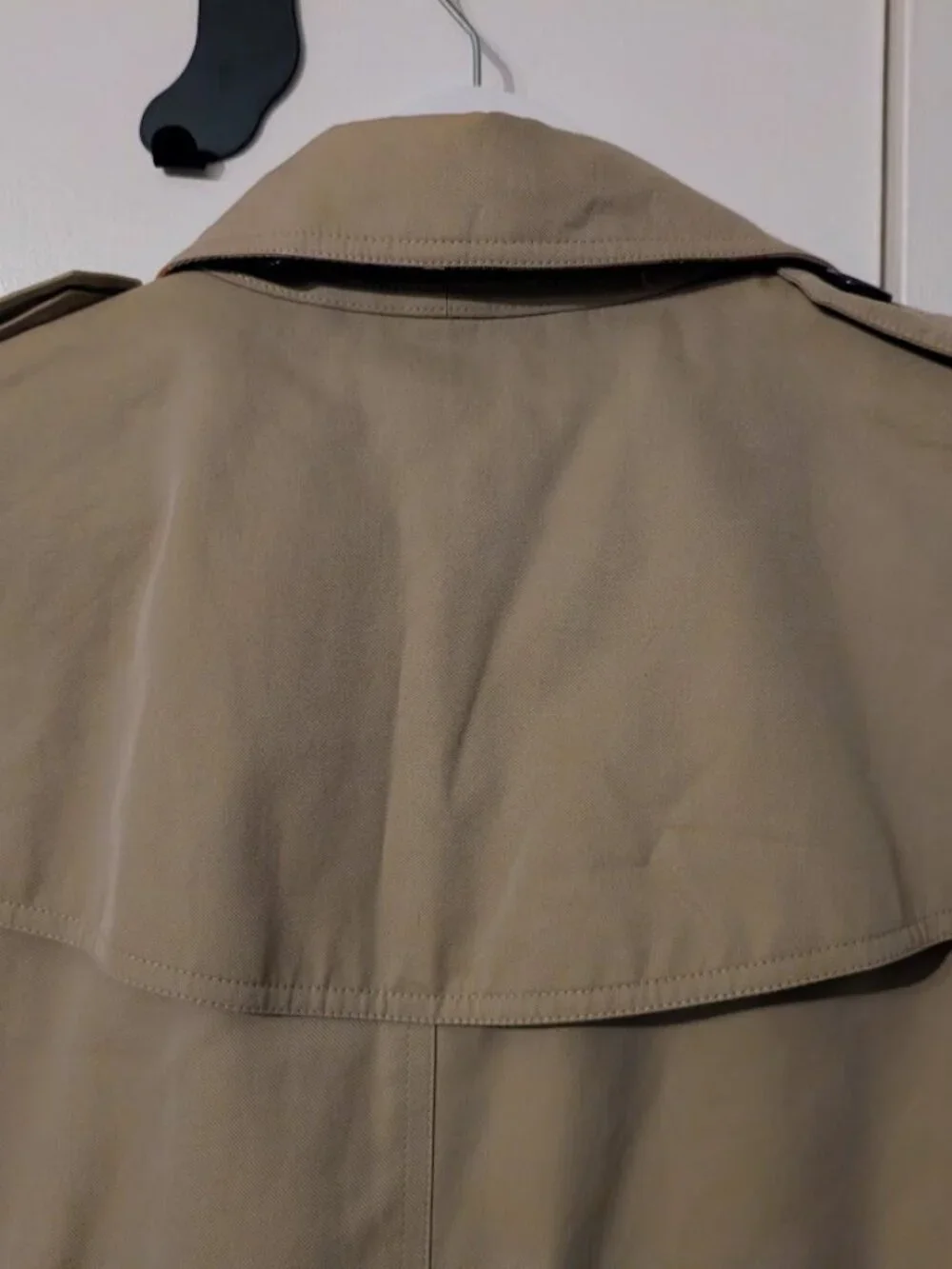 Burberry London Kensington Medium Honey Beige Trench Coat US 6 EUC VINTAGE - Picture 13 of 16